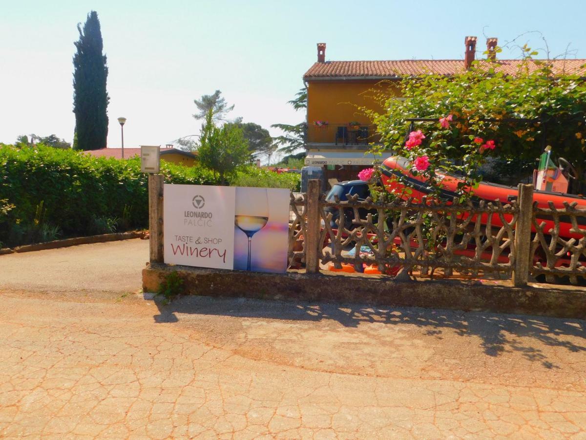App Palcic K Apartment Novigrad Istria Exterior foto